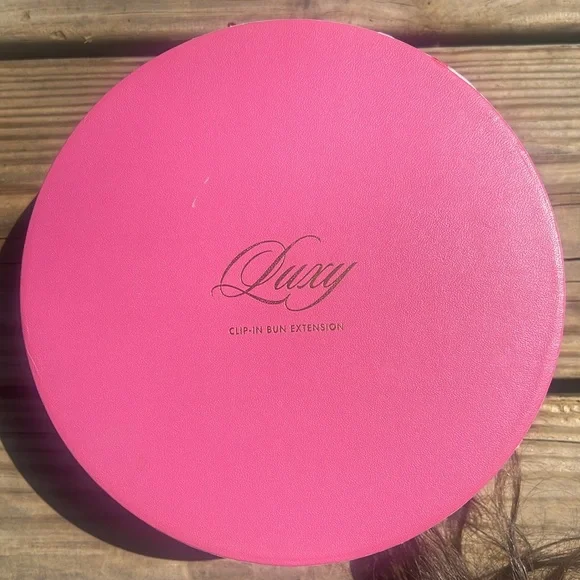 Luxy Neutral Brown Clip-In Bun - Excellent Used Condition - Picture 3 of 5